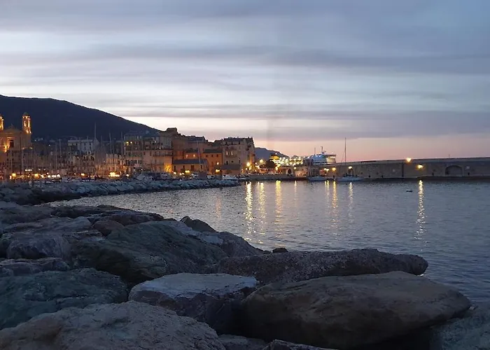 Ananda, Citadelle De דירה