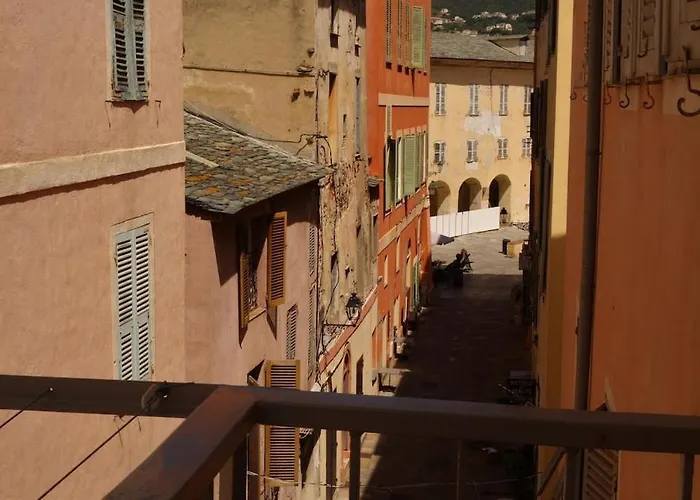 Ananda, Citadelle De דירה